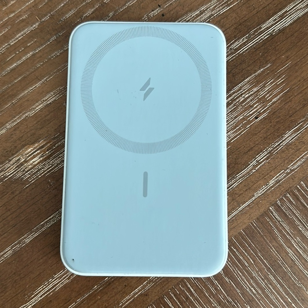 COPY - Portable phone charger